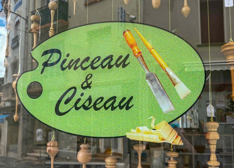 PINCEAU ET CISEAU