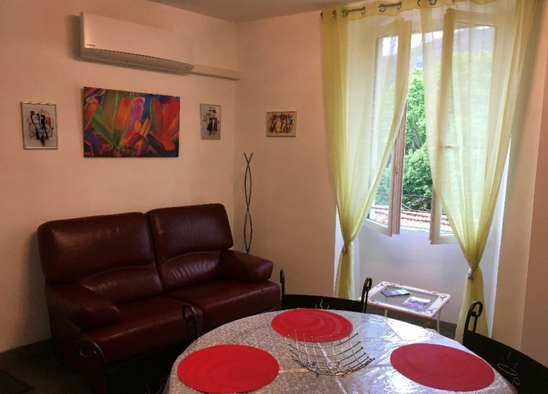 APPARTEMENT 2