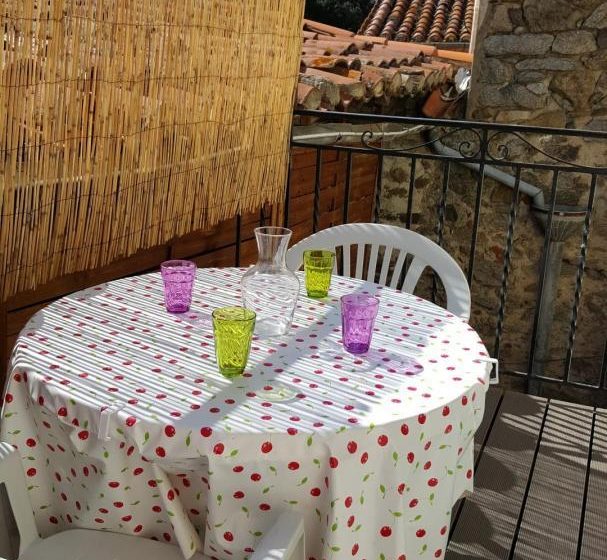 COTE COUR-TERRASSE